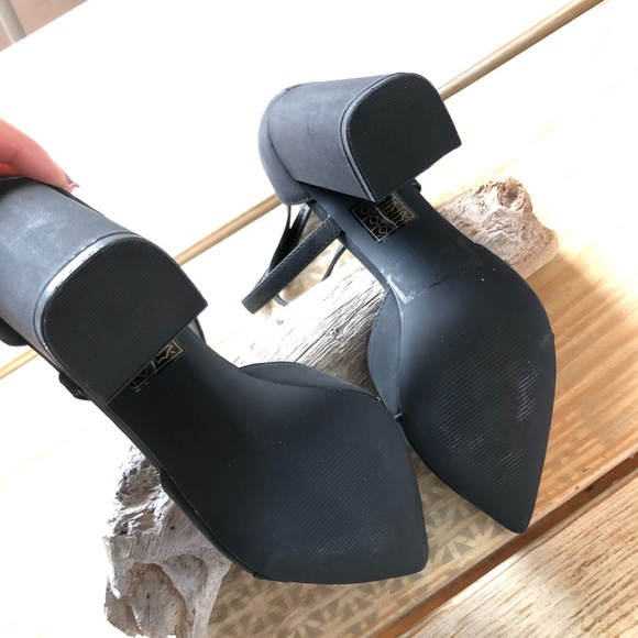 Black Heel with big heel, perfect business shoe - Picture 8 of 8